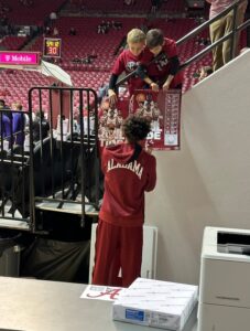 PHOTO Darius Miles Was Just Signing Autographs For Kids At Alabama's Last Game Now He's Facing Capital Murder Charge