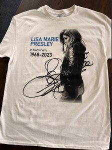 PHOTO In Memory Of Lisa Marie Presley T-Shirt