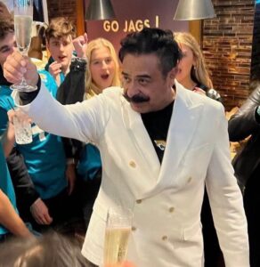 PHOTO Jacksonville Jaguars Owner Toasting To A Playoff Win