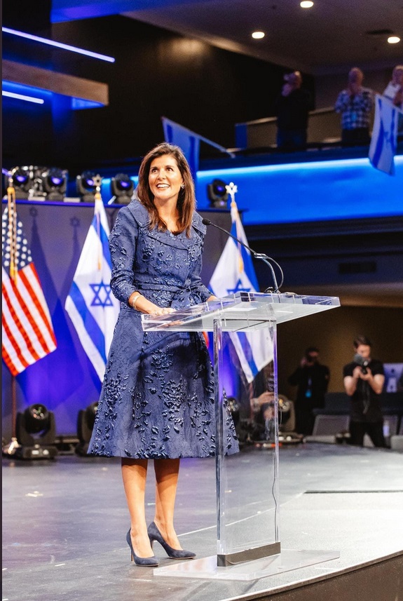 PHOTO Nikki Haley Wearing The Widest Dress You Will Ever See Her Wear