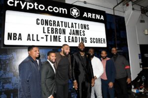 PHOTO Lebron Took A Picture With His Boys In From Of The Crypto.com Arena After Passing Kareem On The All-Time Scoring List