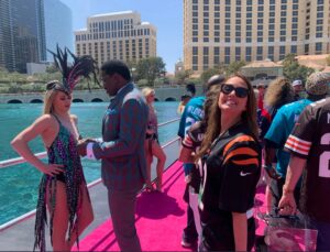 PHOTO Michael Irvin Flirting With The Women At The Super Bowl