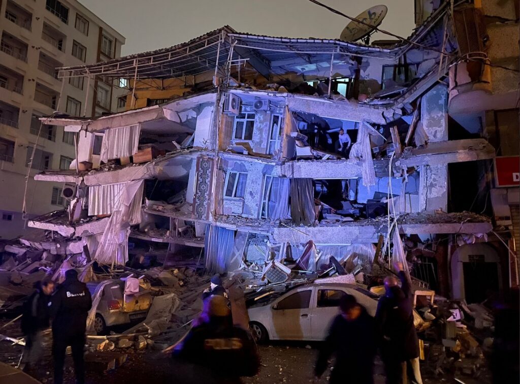 Photo Of Multi Story Building Collapsing After Earthquake Shook It Hard In Turkey 4184