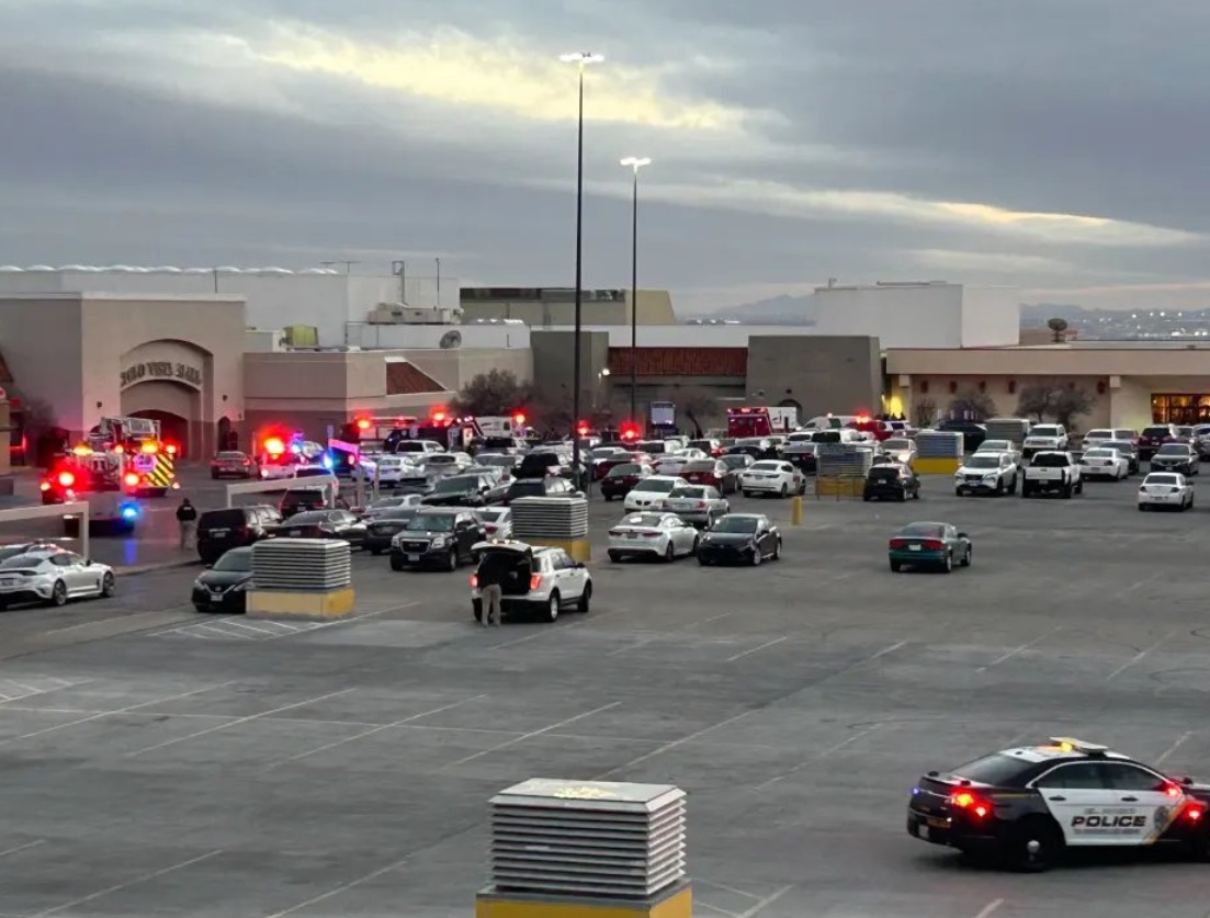 PHOTO Parking Lot At Cielo Vista Mall Cleared Out Quickly After Mass
