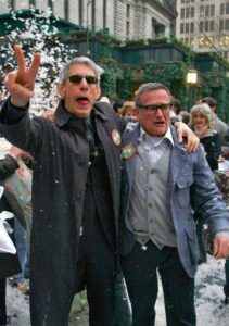 PHOTO Richard Belzer And Robin Williams Fooling Around Together