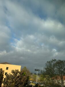 PHOTO Dark Skies In Vicksburg MS Before Tornado Touched Down In Town At Dusk