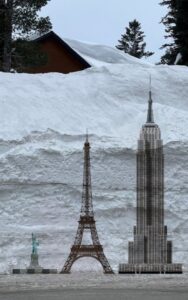 PHOTO Snow Height In Truckee And Lake Tahoe California Is Higher Than The Eiffel Tower