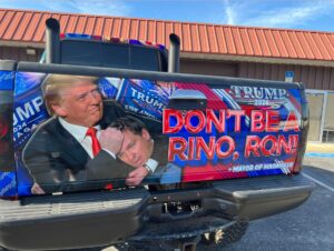 PHOTO Don't Be A Rino Ron Donald Trump Meme