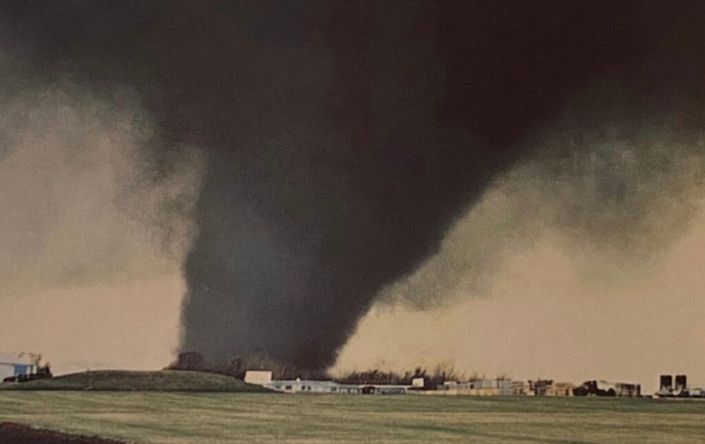 PHOTO Hesston Kansas Tornado In 1990 Looks Just As Bad As Cole Oklahoma