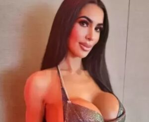 PHOTO No Bra Size Could Hold Christina Ashten Gourkani She Needed A Custom Size