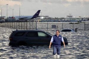 PHOTO Ron DeSantis Observing The Floodwaters In Florida After Getting Off His Flight