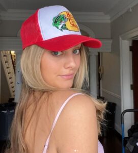 PHOTO You Will Drool Over Seeing Will Levis' Sister In A Bass Pro Shop Hat Posing For The Camera