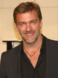 PHOTO Close Up Of Ray Stevenson's Weird Necklace That Nobody Ever Saw