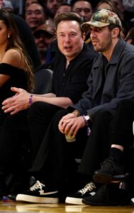 PHOTO Elon Musk Talking Business To The Guy Sitting Next To Him At Lakers Game 6 Playoff Game