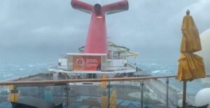 PHOTO Look The Size Of The Waves Aboard The Carnival Sunshine Cruise Ship