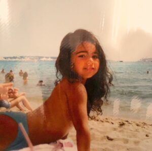 PHOTO Noor Alfallah Getting A Tan In At The Beach As A Child