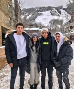 PHOTO Noor Alfallah Skiing In Aspen With Her Bros