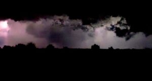 PHOTO Of Darkest Sky Ever Seen In Missouri As Tornado Loomed In The Background Over City Of Linneus