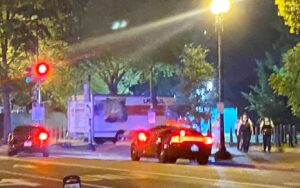 PHOTO Of US Park Police Showing Up To Where U-Haul Was Crashed Outside White House