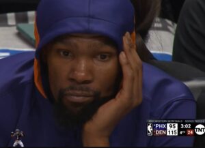 PHOTO The Kevin Durant Struggle Face When He Realizes During Blowout That He Isn't Going To Win An Instant Ring In Phoenix