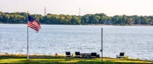 PHOTO Andrew Wold Has Direct Lake Access In His Backyard Of $1 Million Bettendorf House