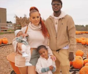 PHOTO Jacky Oh Looking So Hot At The Pumpkin Patch With Her Kids