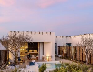 PHOTO Of Luxury Hotel Room Abby Lutz Was Staying In Mexico That Looks Very Cozy