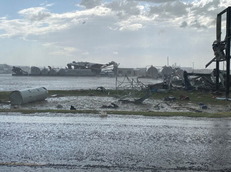 PHOTO Sirens Were Going Off In Booker Texas During Tornado In Perryton