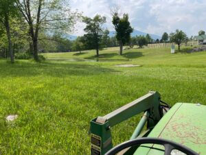 PHOTO Treat Williams Mowing His Lawn In The AM Then Dead 8 Hours Later