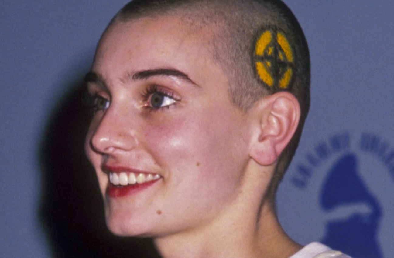 PHOTO Of Sinead O’Connor When She Had Tattoo On Her Head
