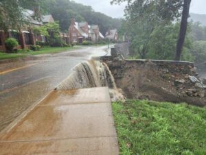 PHOTO Whats Left Of Washington Road In West Point NY After The Cement Caved In