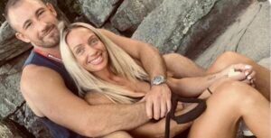 PHOTO Rachel Morin Looking Very Happy While Her Boyfriend Holds Her