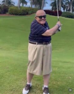 PHOTO Rudy Giuliani Golfing In Golf Pants That Are 6X