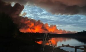 PHOTO Smoke In Yellowknife Canada Was Lighting Up The Sky Thursday Night While No Blue Sky Could Be Seen