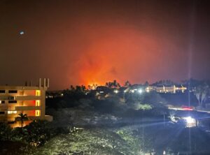PHOTO View Of Maui Fire From Wailea Could Be Featured In A Movie About The Apocalypse