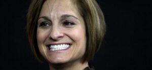 PHOTO Mary Lou Retton Used Teeth Whitening Products Because She Has Perfect Teeth