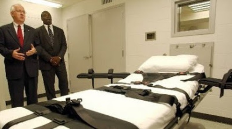 Photo Of Room Where Kenneth Eugene Smith Was Executed In Alabama 