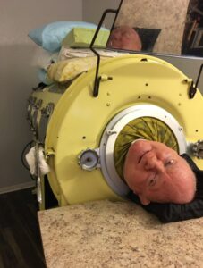 PHOTO Paul Alexander In An Iron Lung And Using The Smallest Pillow To Rest His Head