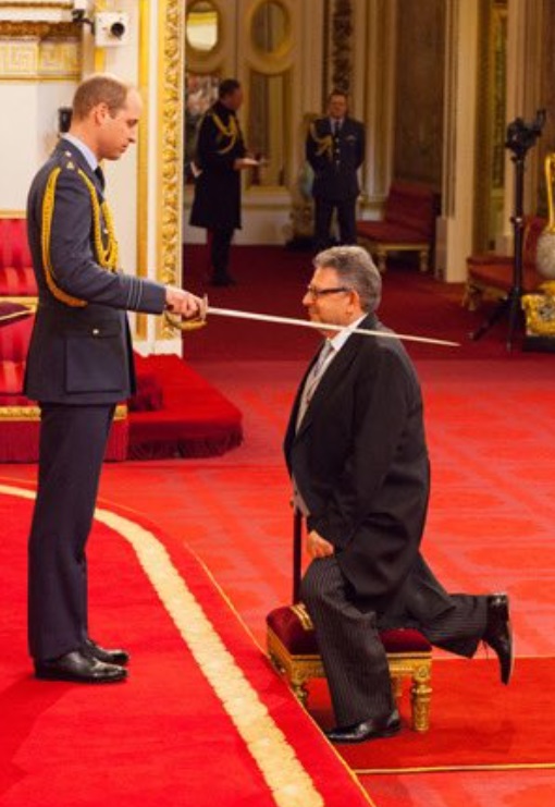 PHOTO Prince William Bestowing Lucian Grainge's Knighthood