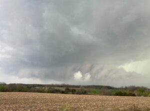 PHOTO Of Tornado Warned Supercell Near Farmington Iowa