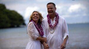 PHOTO Chad Daybell On The Beach With His Wife After They Got Married