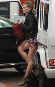 PHOTO Hillary Duff Getting Out Of Mercedes G-Wagon With Short Shorts Like She Never Had A Single Kid In Her Life