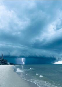 PHOTO Beach And Sky In Naples Florida Looking Unbelievable Before Hurricane Debby Came Through