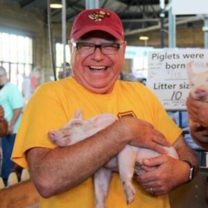 PHOTO Tim Walz Hugging A Pig