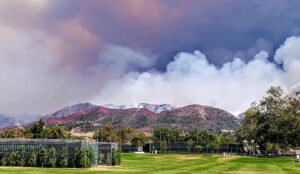 PHOTO Homes Near Rancho Santa Margarita Trabuco Mesa Park Are Out Of Luck Without Fire Containment