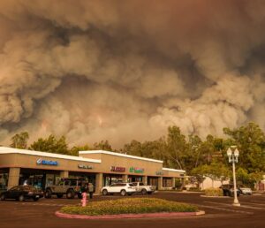 PHOTO Of Airport Fire From Strip Shopping Center In Rancho Santa Margarita