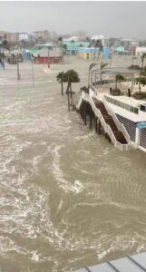 PHOTO All Houses In Siesta Key Are Under At Least 8 Feet Of Water After Hurricane Milton Made Landfall