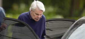 PHOTO Mike Jeffries Getting Into Passenger Seat Of Car Outside Courthouse And He Can Barely Walk