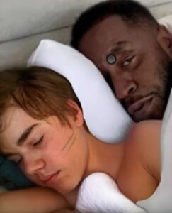 PHOTO P Diddy In Bed With A Naked Justin Bieber Sharing The Same Pillow