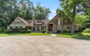 PHOTO Robert Saleh's $3 Million Mansion In New Jersey Doesn't Have The Nicest Driveway